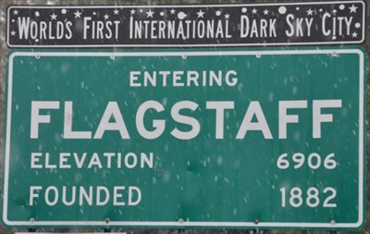 11entering flagstaff road sign
