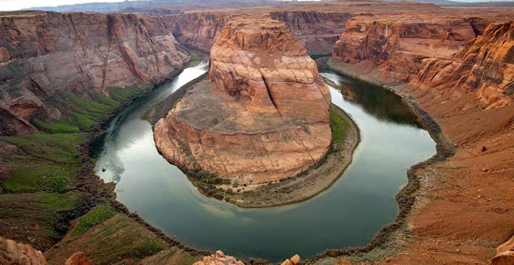 horseshoe bend at sunset