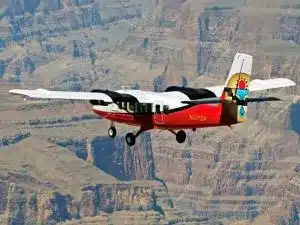 plane flying over the grand canyon