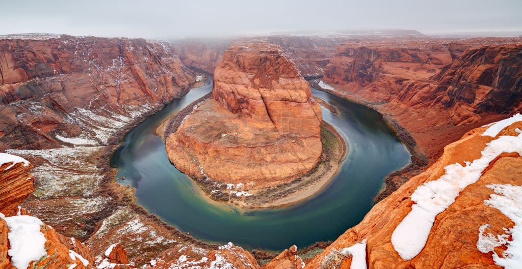 snow at horseshoe bend